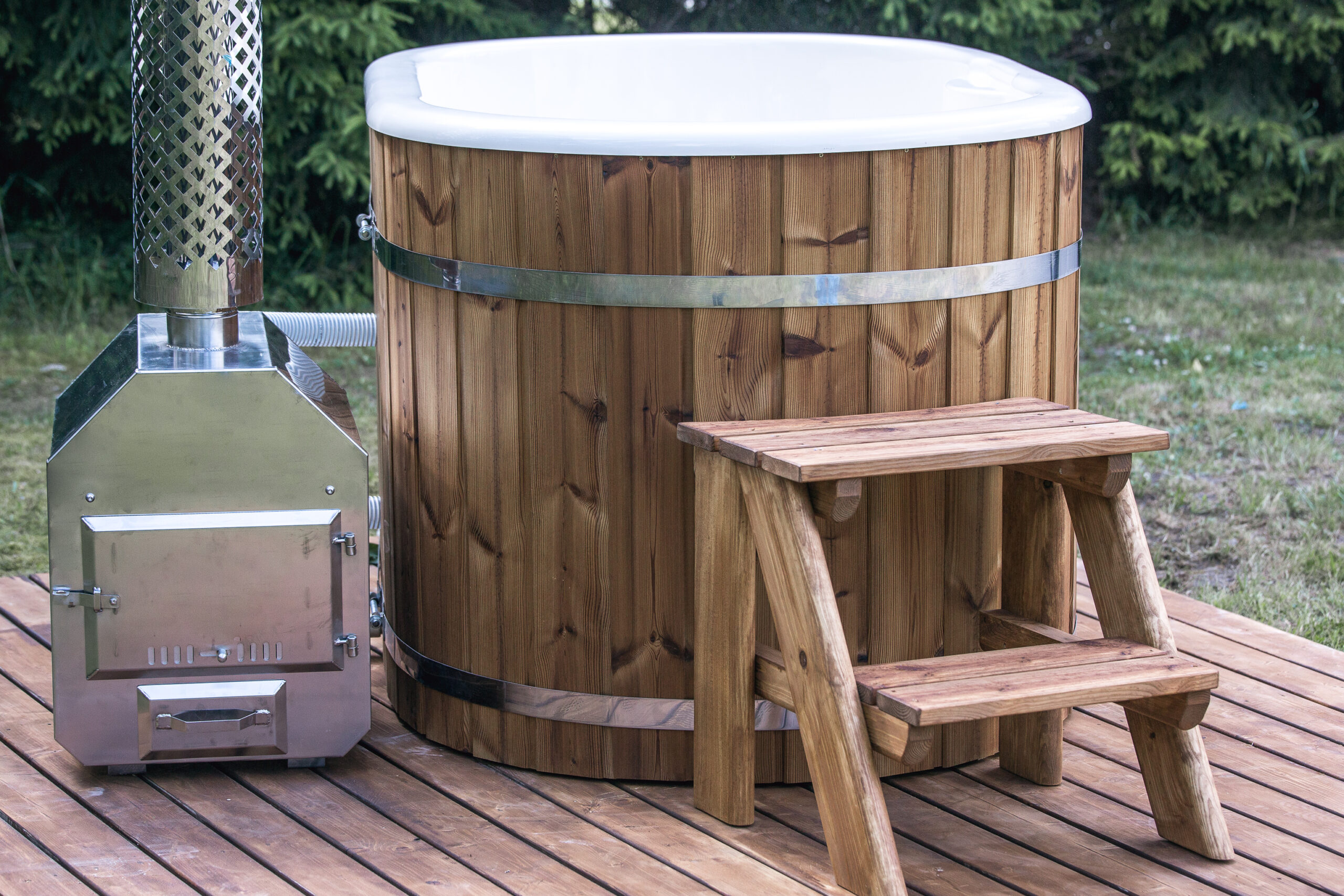 J-LX® Designer Hot Tub with Open Seating